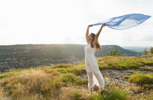 El arte de dejar ir soltar lo que ya no resuena